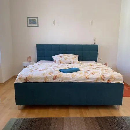 شقة Wein4tel-apartments